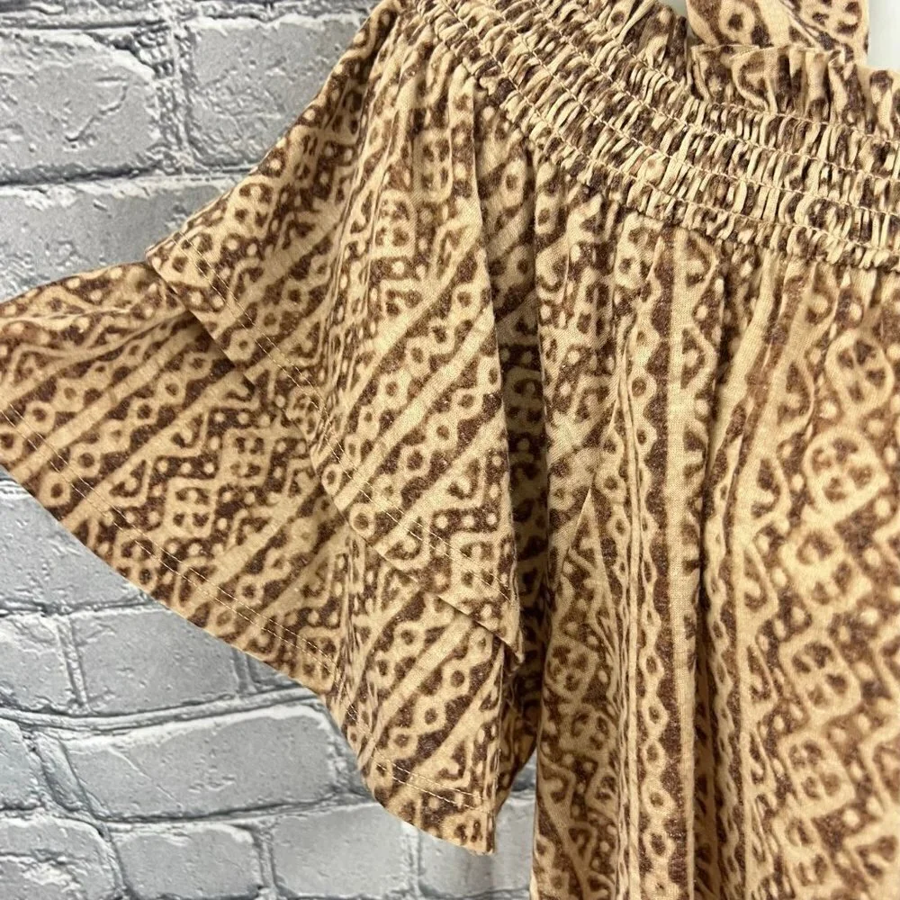 Chico's Size 2 Tribal Swirls Cold-Shoulder Top L 12 - Picture 8 of 12